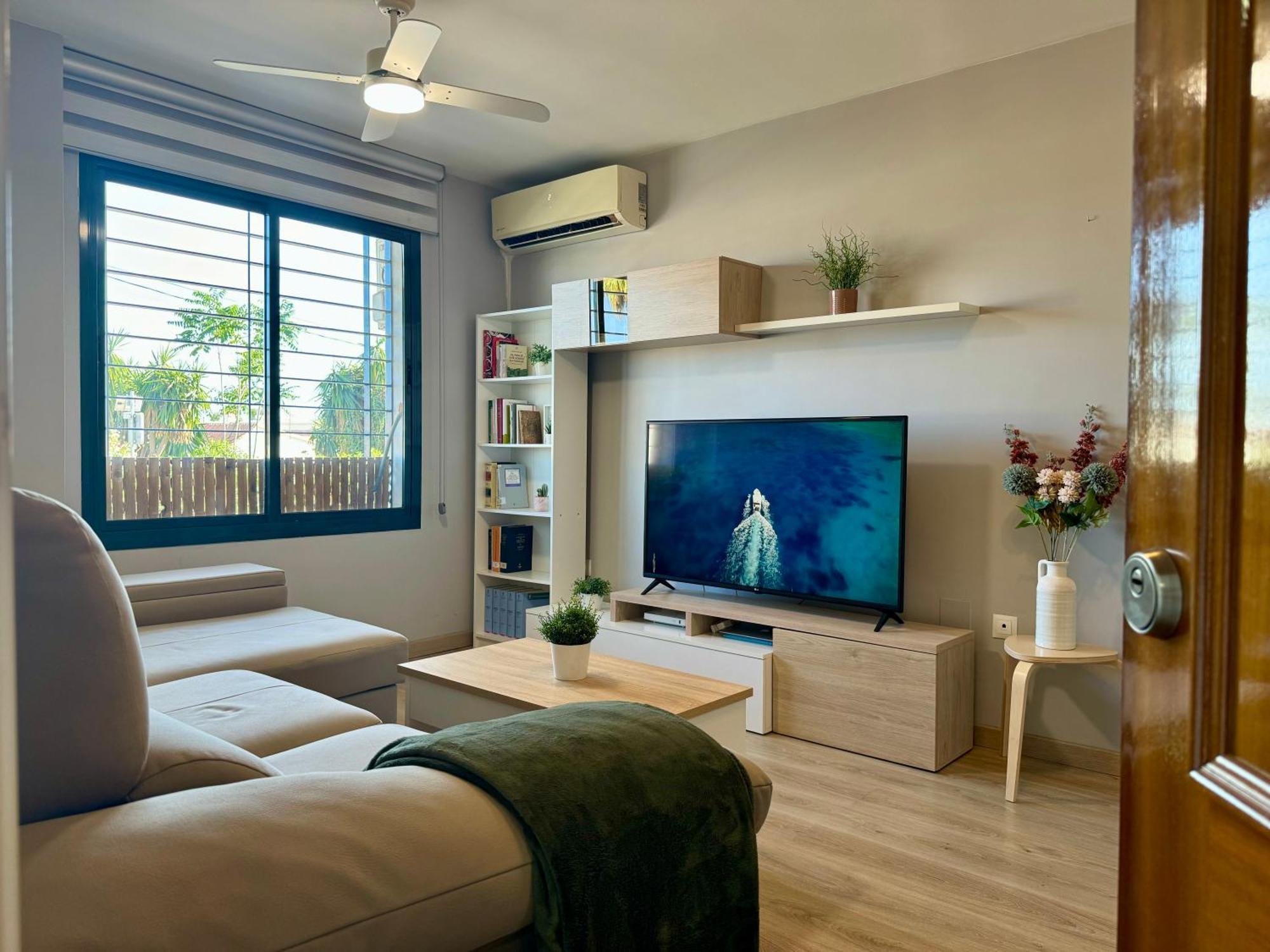 Beach Apartment, Torre Benagalbon Екстер'єр фото